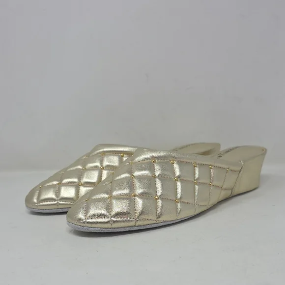 Jacques Levine Elegant Women's Gold Quilted Slippers Size 8 - Picture 1 of 6